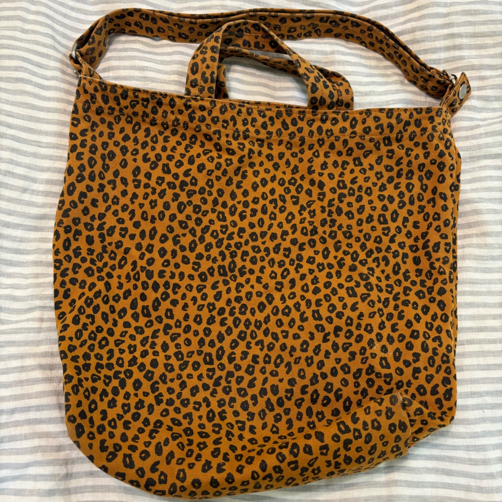 Madewell cheetah print tote, in excellent condition.